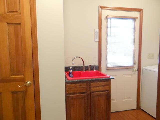 8035 Palmer Road Southwest Reynoldsburg, OH 43068 - Photo 24 of 48