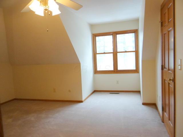 8035 Palmer Road Southwest Reynoldsburg, OH 43068 - Photo 32 of 48