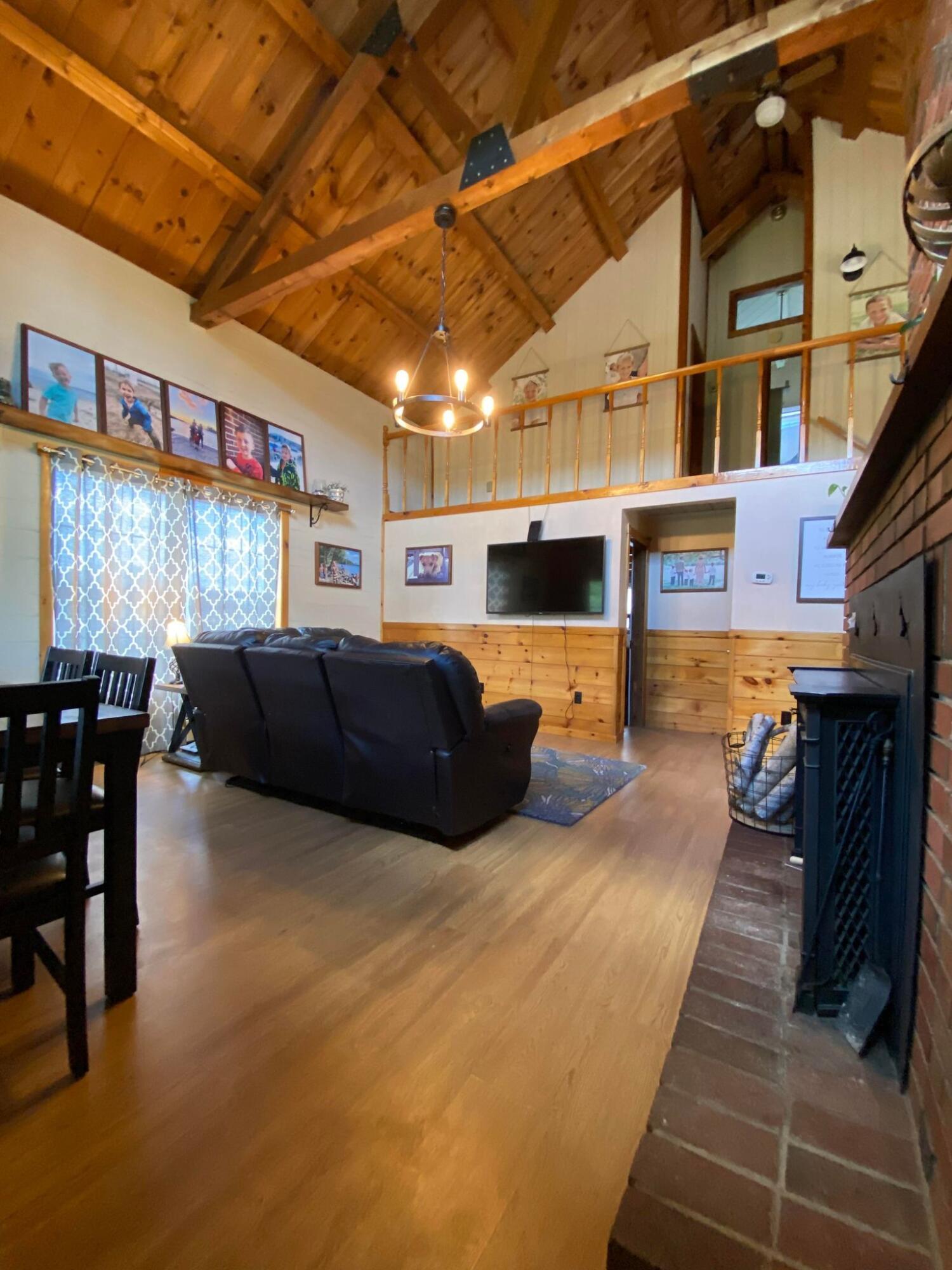237 Williams Road Newport, ME 04953 - Photo 10 of 54 290143827_577296257232087_49051212124502