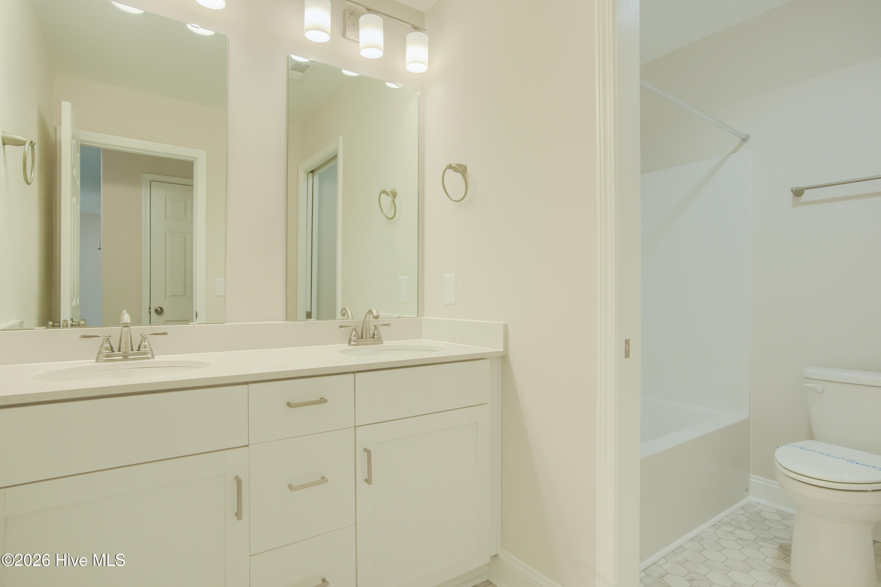 214 Sandpiper Place Holly Ridge, NC 28445 - Photo 18 of 21 214 Sandpiper - Interiors - Edited_14