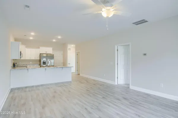 $304,900 | 214 Sandpiper Place, Sneads Ferry, NC 28460