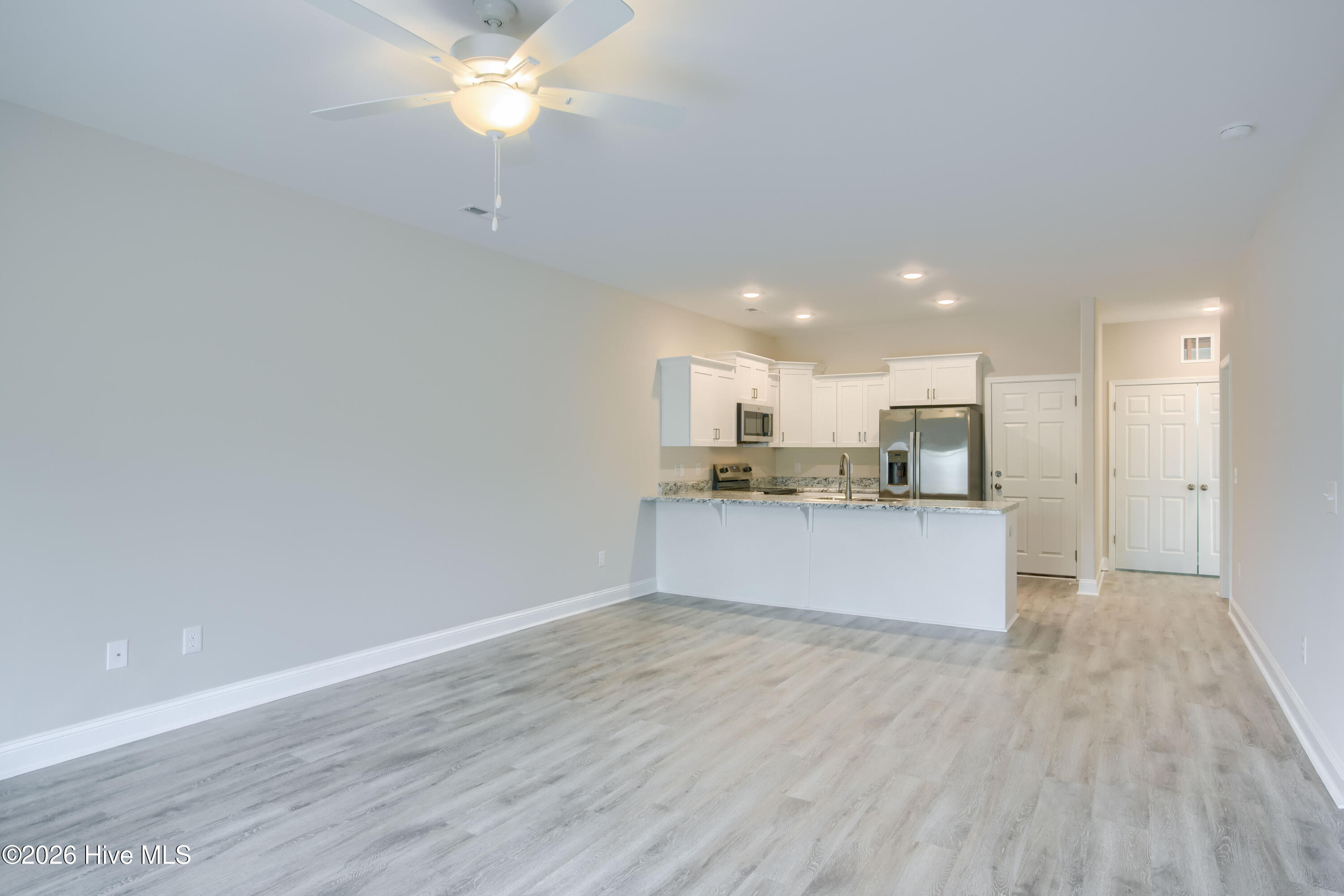 214 Sandpiper Place Holly Ridge, NC 28445 - Photo 5 of 21 214 Sandpiper - Interiors - Edited_2