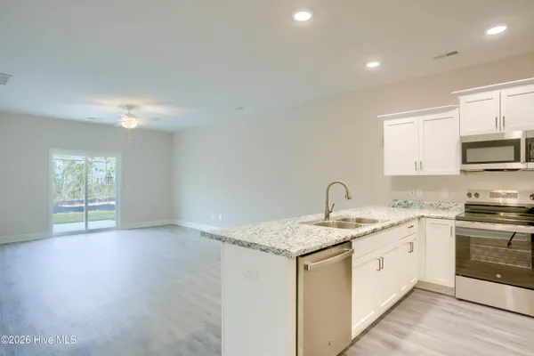 $304,900 | 214 Sandpiper Place, Sneads Ferry, NC 28460