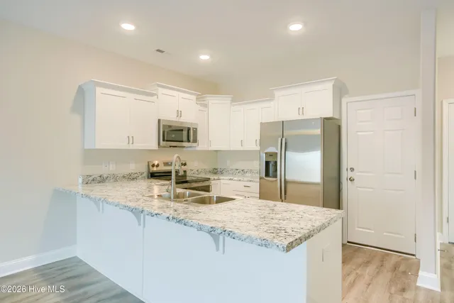 $304,900 | 214 Sandpiper Place, Holly Ridge, NC 28445