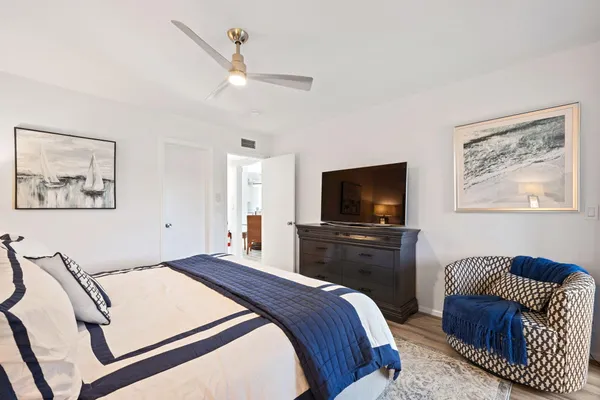 $6,000 | 755 Saturn Street, Unit F201, Jupiter, FL 33477