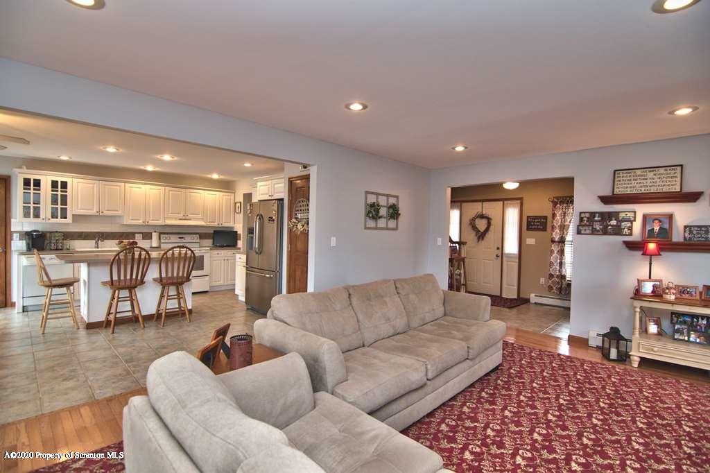 40 Antrim Road Pittston, PA 18640 - Photo 17 of 76