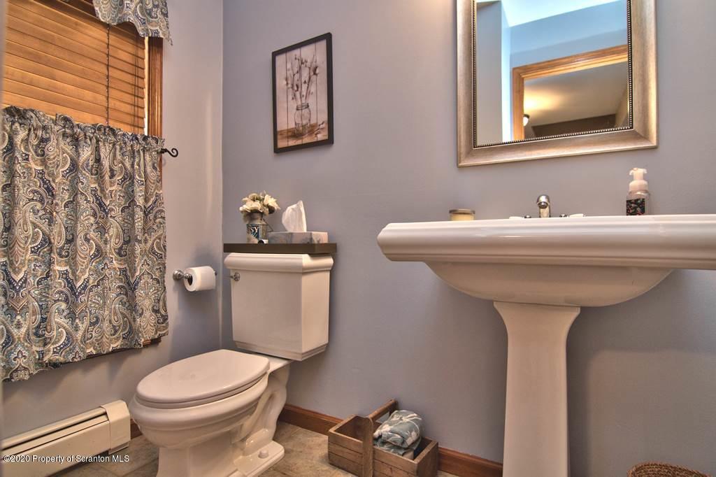 40 Antrim Road Pittston, PA 18640 - Photo 28 of 76