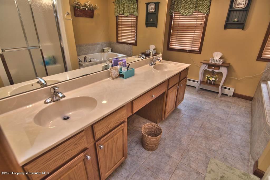 40 Antrim Road Pittston, PA 18640 - Photo 38 of 76