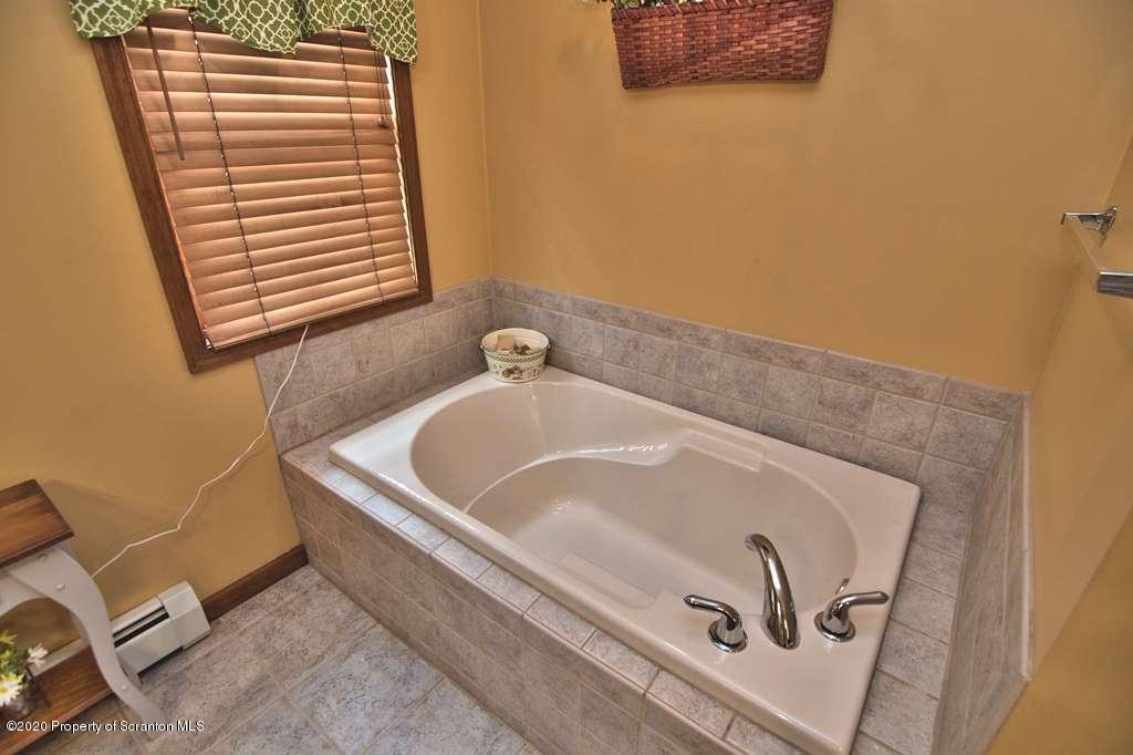 40 Antrim Road Pittston, PA 18640 - Photo 40 of 76