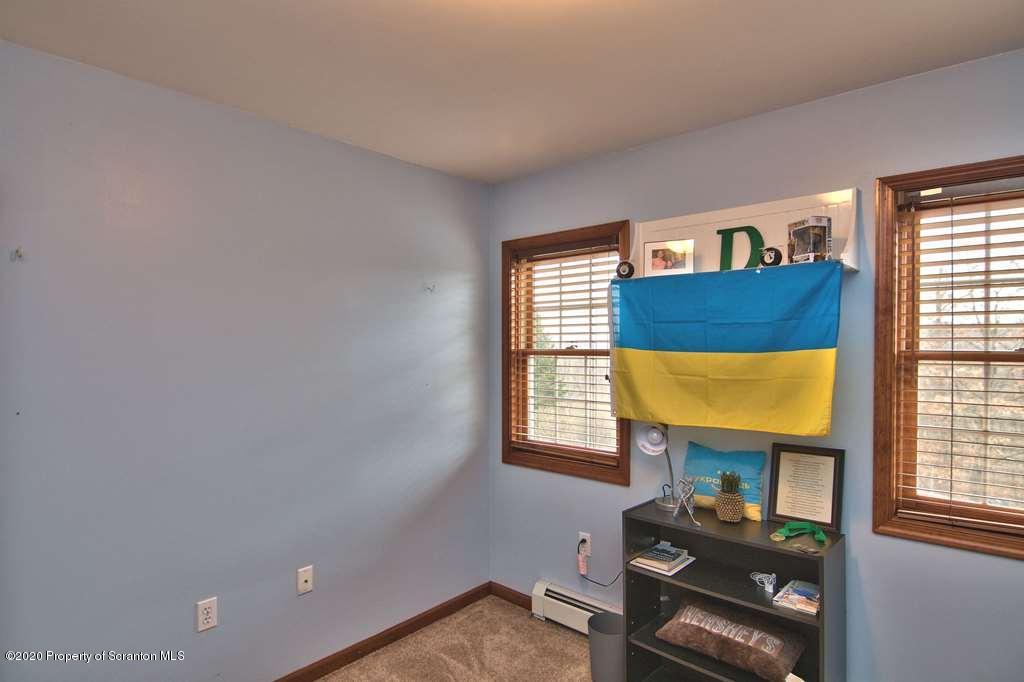 40 Antrim Road Pittston, PA 18640 - Photo 48 of 76