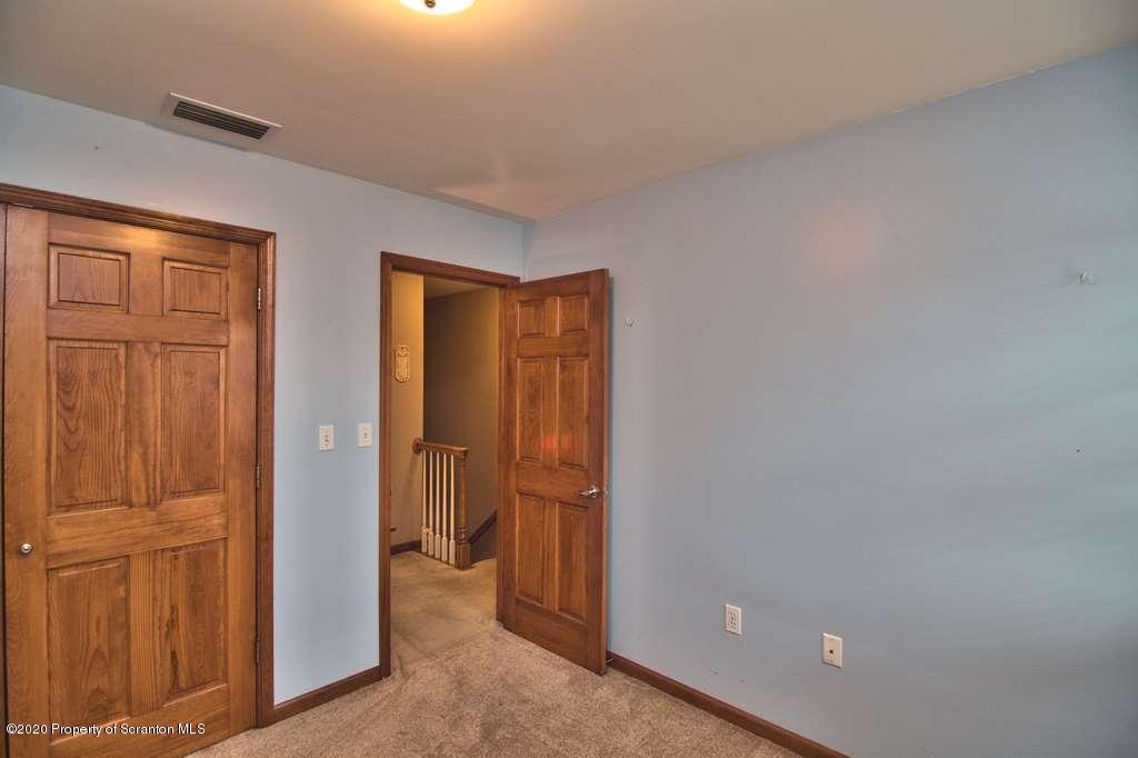 40 Antrim Road Pittston, PA 18640 - Photo 49 of 76