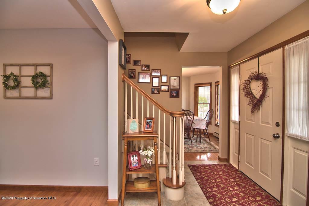40 Antrim Road Pittston, PA 18640 - Photo 7 of 76