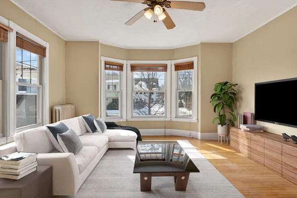 $849,000 | 499 Brighton Avenue, Portland, ME 04102