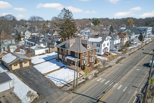 $849,000 | 499 Brighton Avenue, Portland, ME 04102