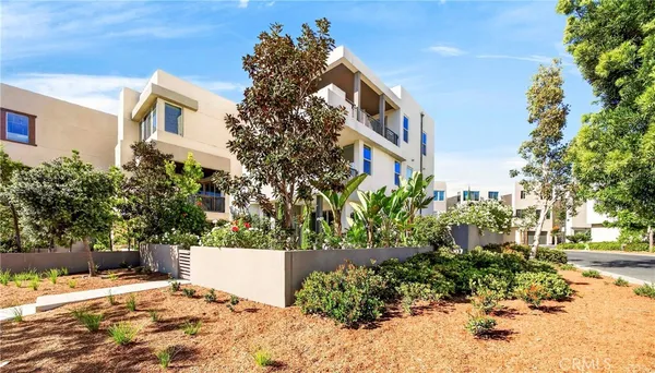 $2,099,000 | 195 Stellar, Irvine, CA 92618