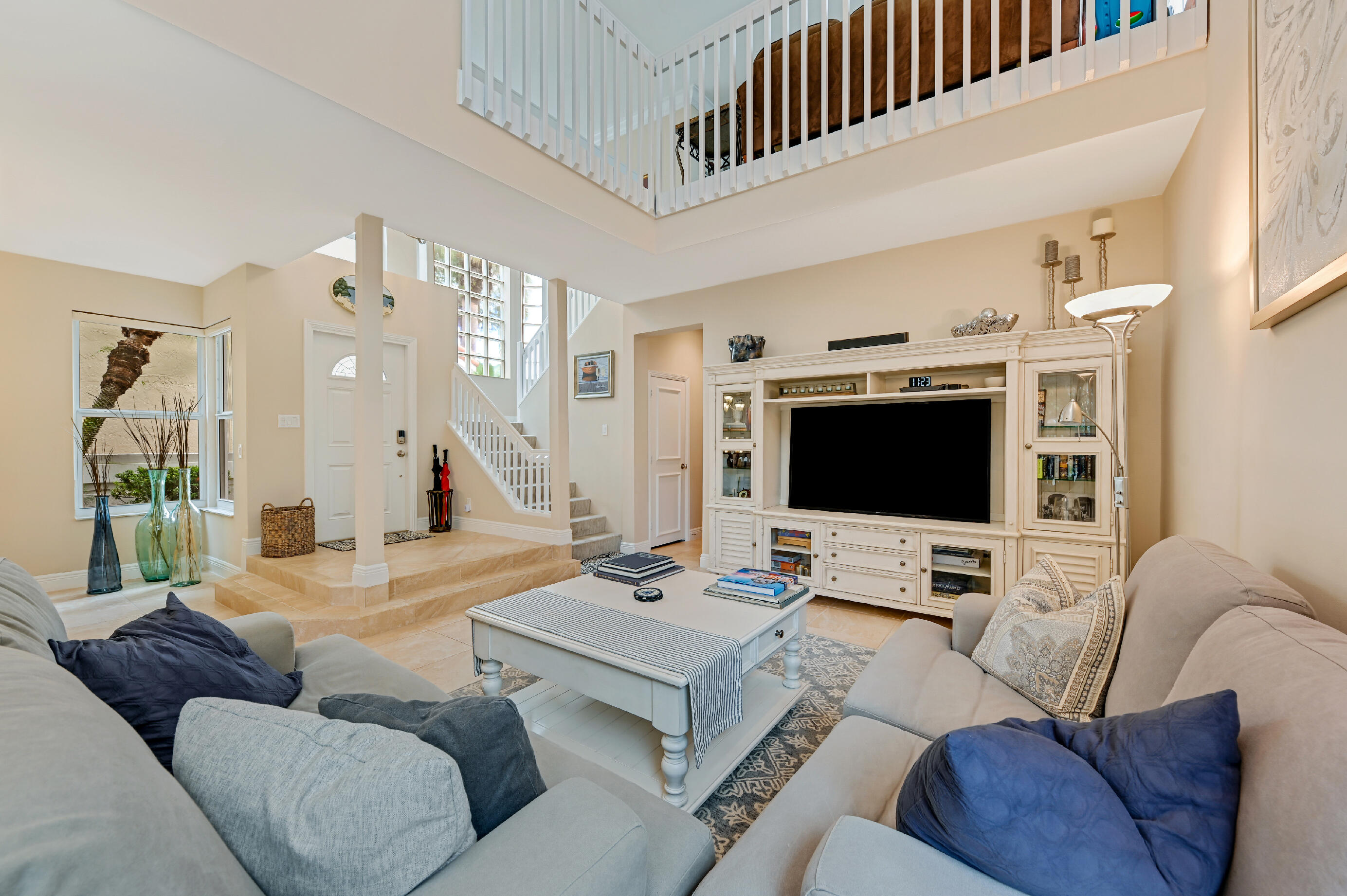 17595 Tiffany Trace Drive Boca Raton, FL 33487 - Photo 3 of 25 03