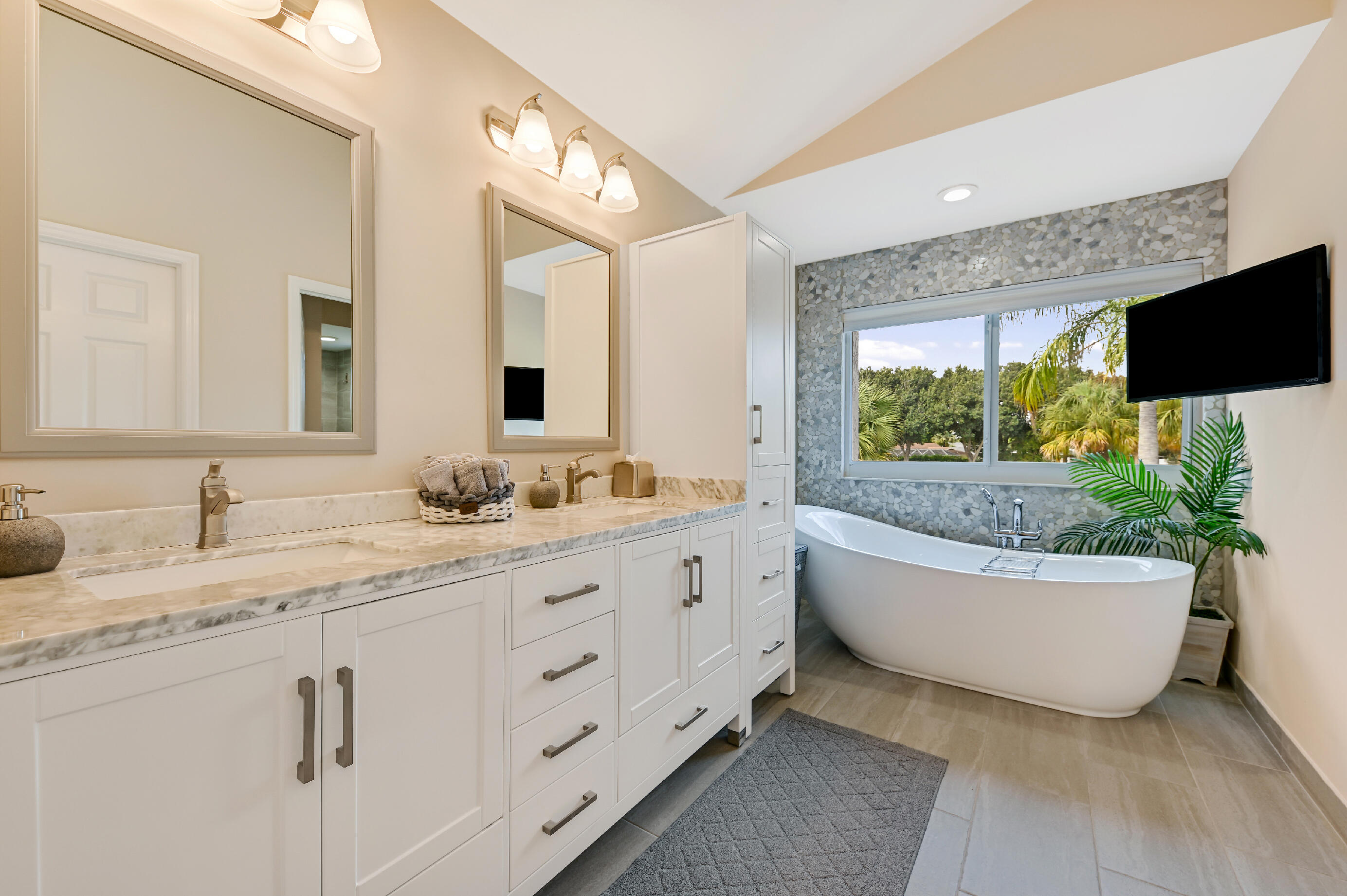 17595 Tiffany Trace Drive Boca Raton, FL 33487 - Photo 10 of 25 10