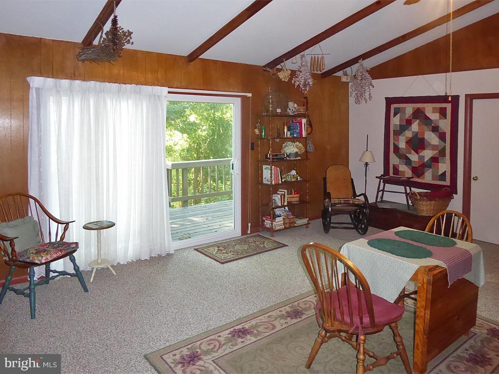 135 Farm Ridge Road Front Royal, VA 22630 - Photo 23 of 50 Great room