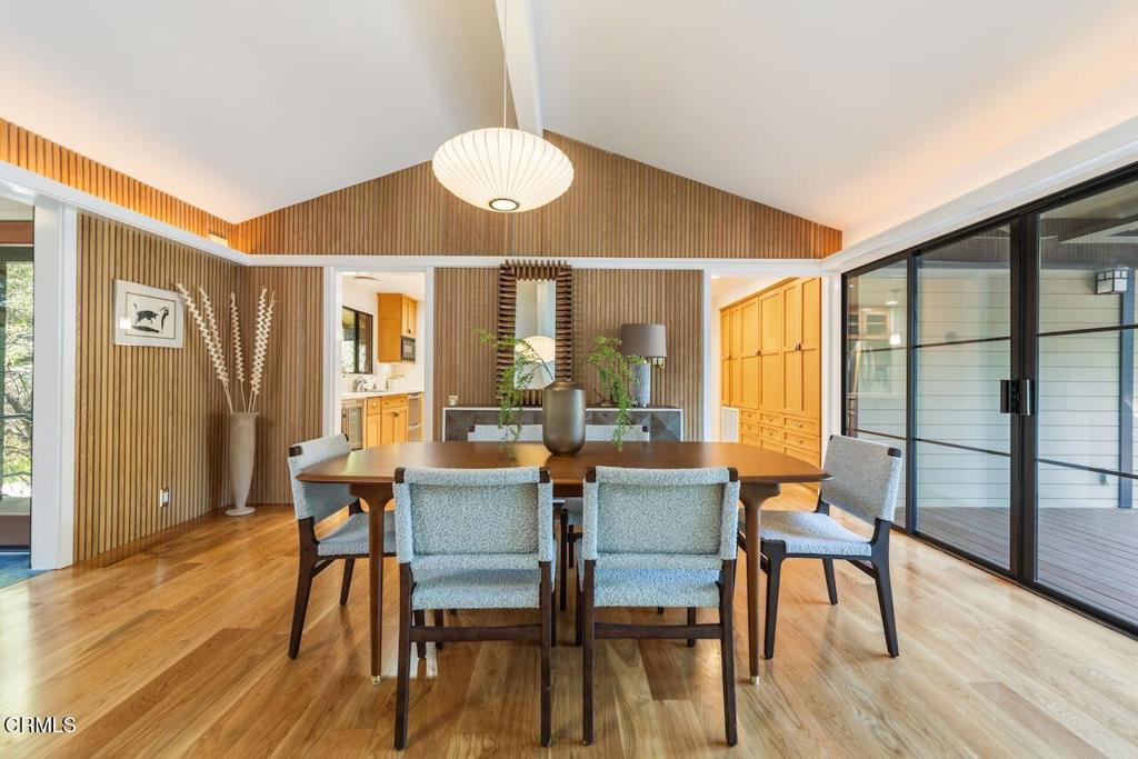 760 Laguna Road Pasadena, CA 91105 - Photo 4 of 40 Dining Room M