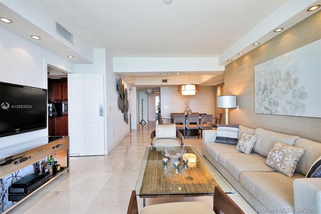 $1,700,000 | 17875 Collins Avenue, Unit 1905, Sunny Isles Beach, FL 33160