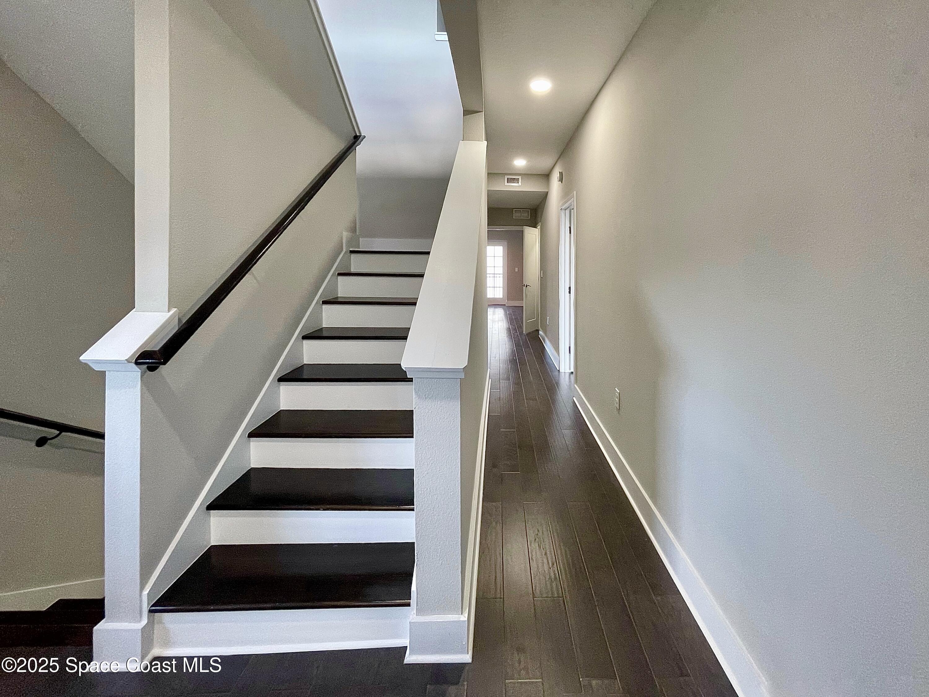 890 Florida Avenue Cocoa, FL 32922 - Photo 28 of 63 a view of entryway