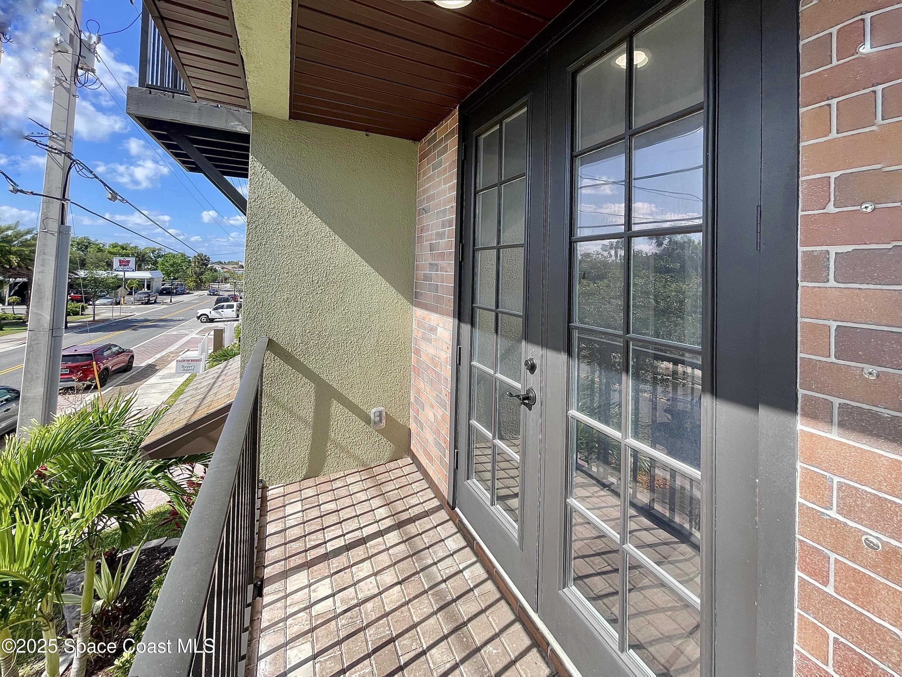 890 Florida Avenue Cocoa, FL 32922 - Photo 33 of 63 a view of balcony