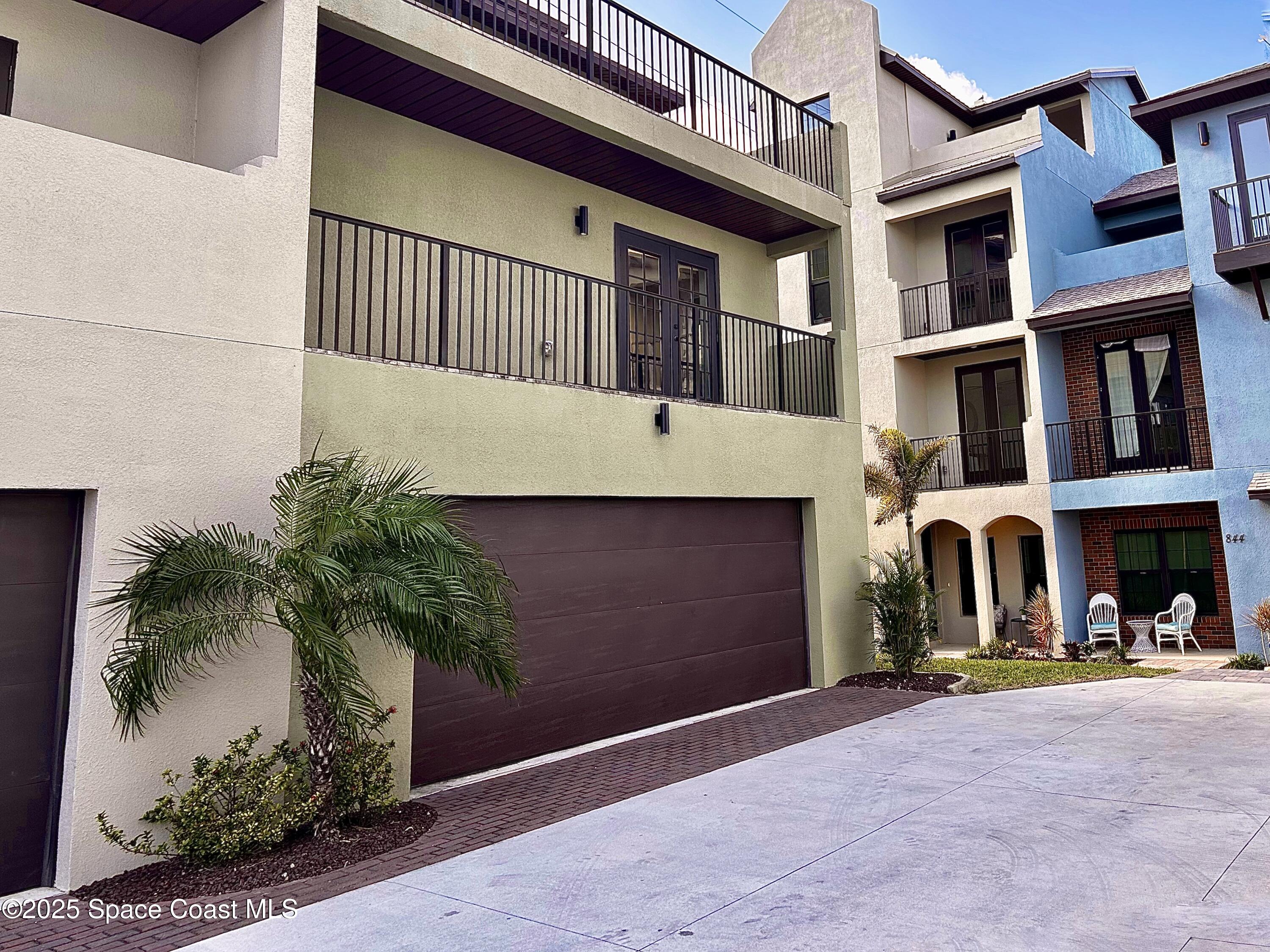 890 Florida Avenue Cocoa, FL 32922 - Photo 5 of 63 a view of building with street