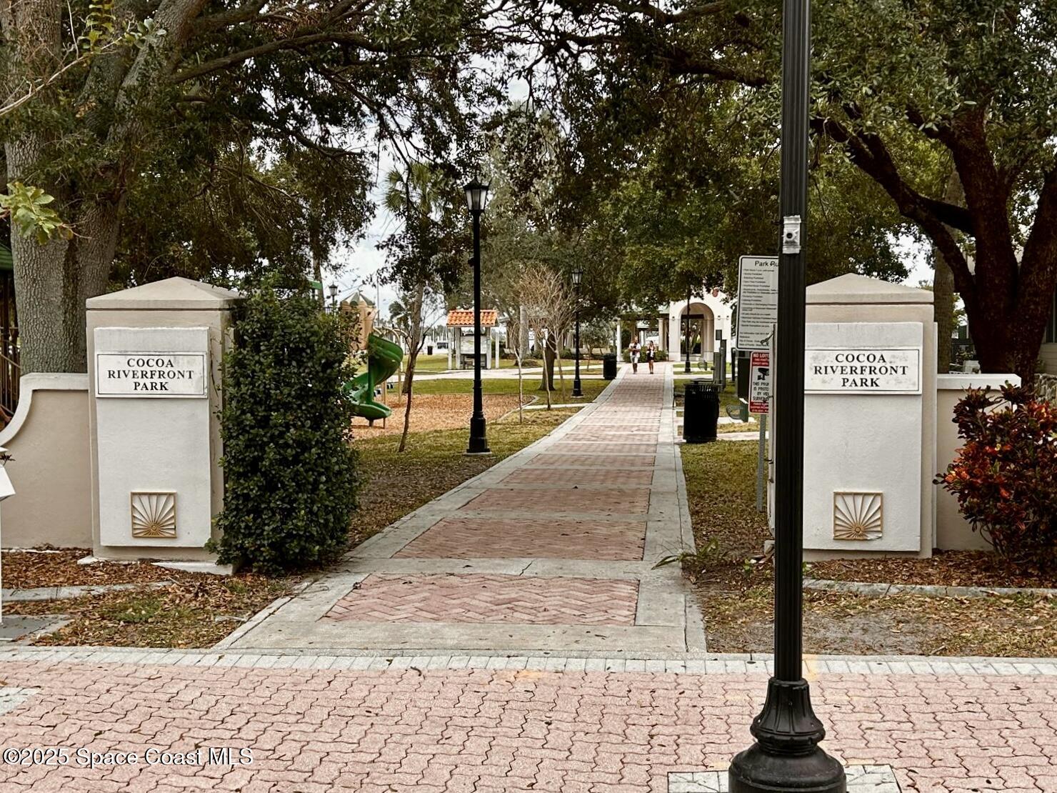 890 Florida Avenue Cocoa, FL 32922 - Photo 54 of 63 a park with trees and flowers