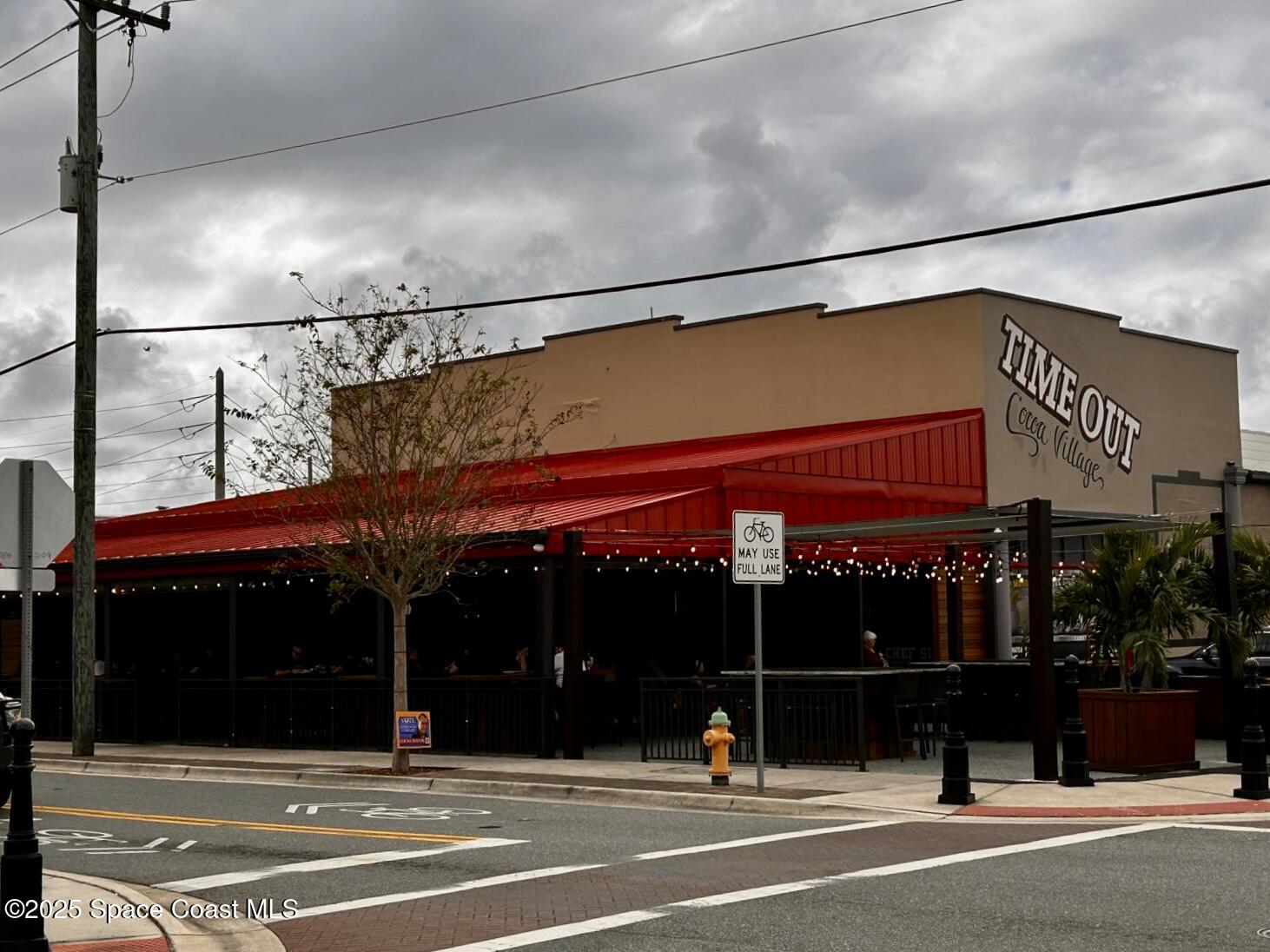 890 Florida Avenue Cocoa, FL 32922 - Photo 62 of 63 a view of a building with a street