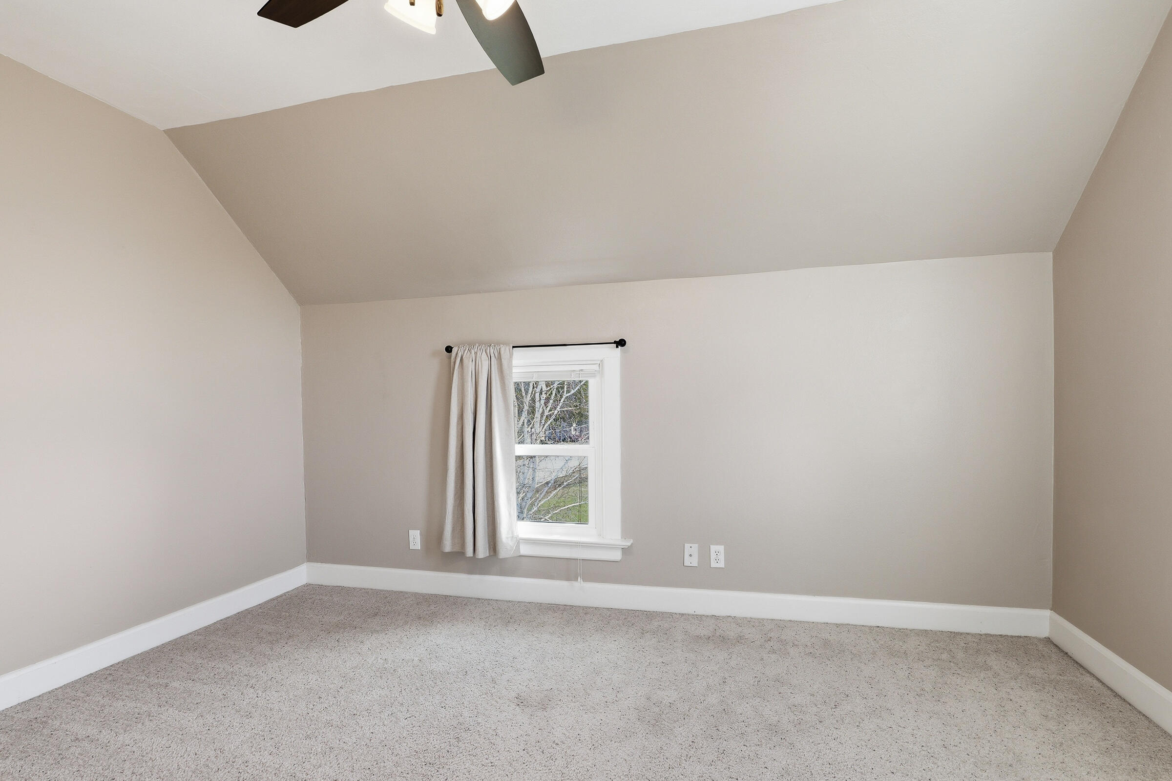 W197 City View Road Kiel, WI 53042 - Photo 14 of 35 Bedroom 2