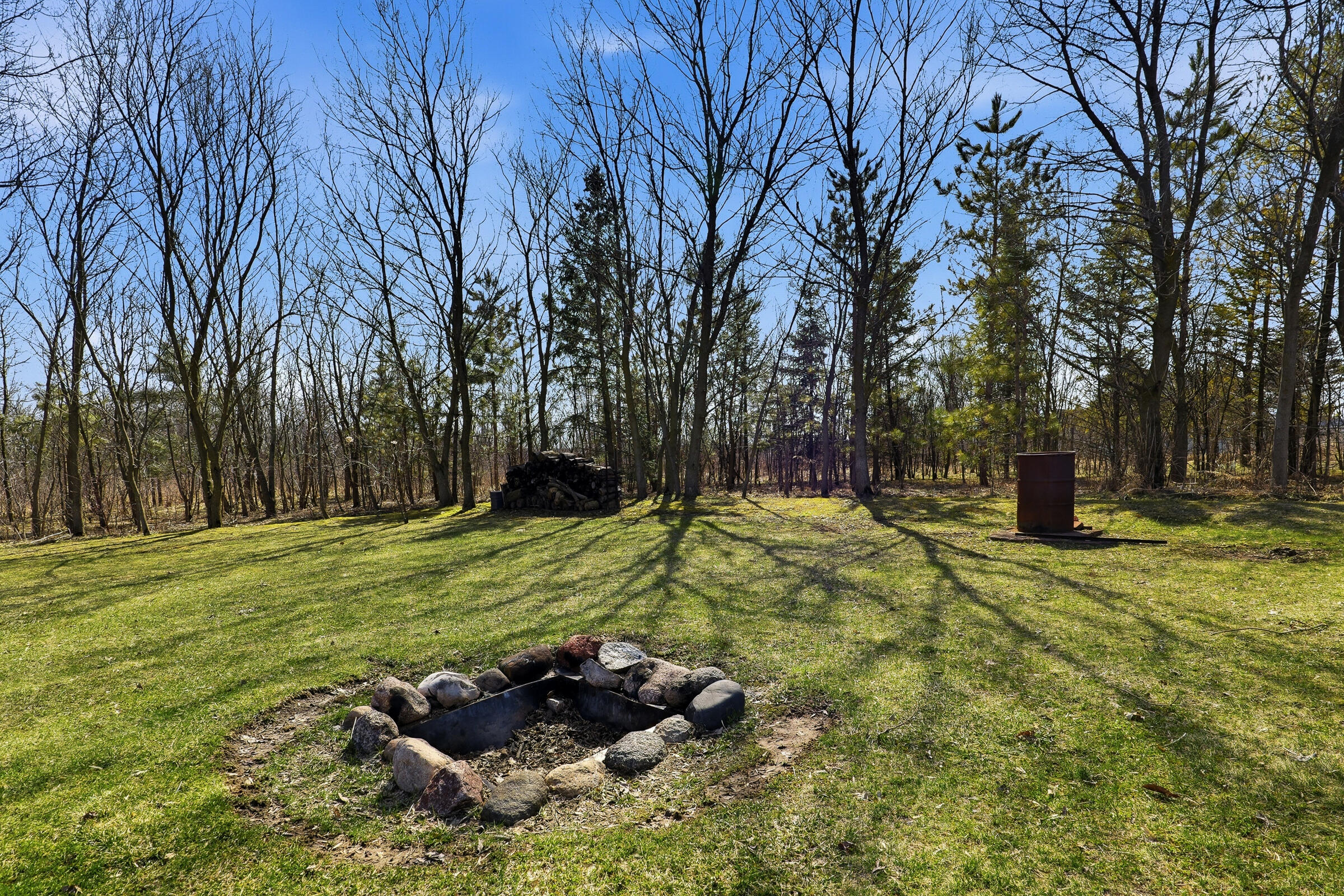 W197 City View Road Kiel, WI 53042 - Photo 21 of 35 Firepit in Yard