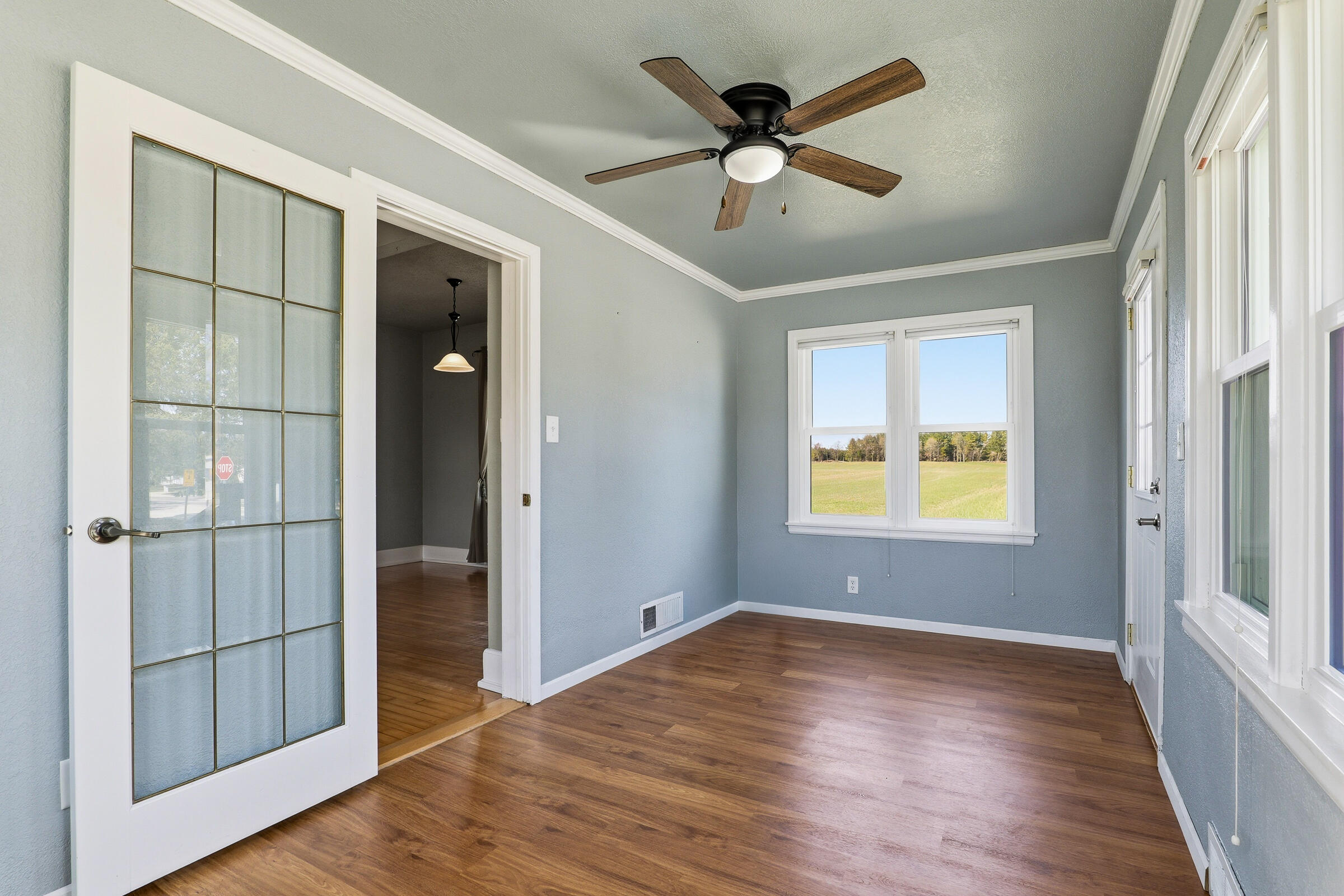 W197 City View Road Kiel, WI 53042 - Photo 7 of 35 Sunroom for Morning Coffee