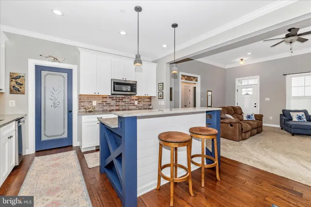 $724,500 | 2461 Old New Windsor Pike, New Windsor, MD 21776