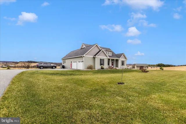 $724,500 | 2461 Old New Windsor Pike, New Windsor, MD 21776