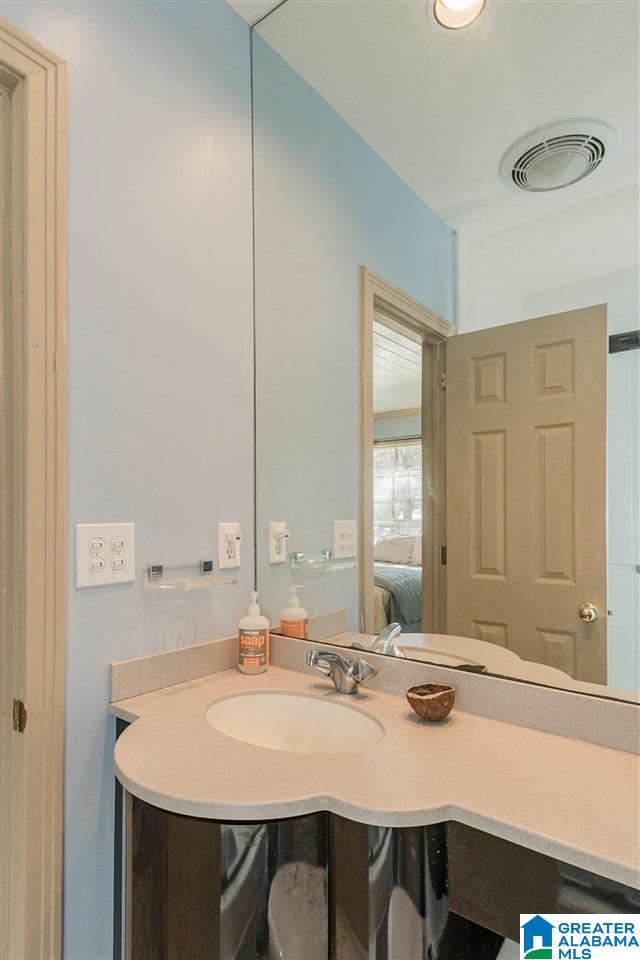 920 Pine Hill Road Birmingham, AL 35235 - Photo 19 of 36