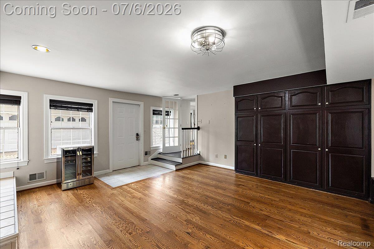 1051 Devonshire Road Grosse Pointe, MI 48230 - Photo 14 of 98 063-1051 Devonshire-62.jpg