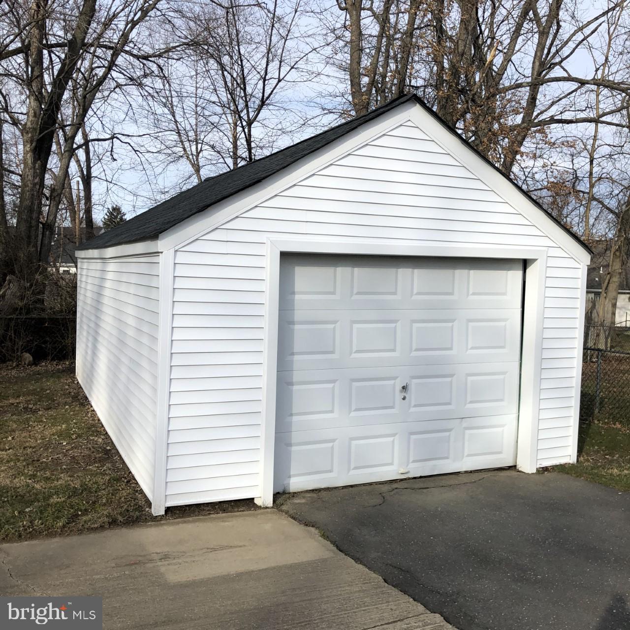 115 Rutledge Avenue Ewing, NJ 08618 - Photo 17 of 19