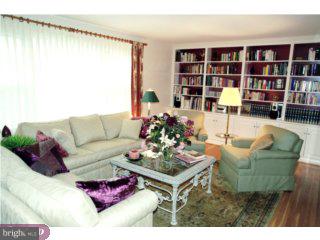 2426 Granby Road Wilmington, DE 19810 - Photo 2 of 6 Gallery Image 2