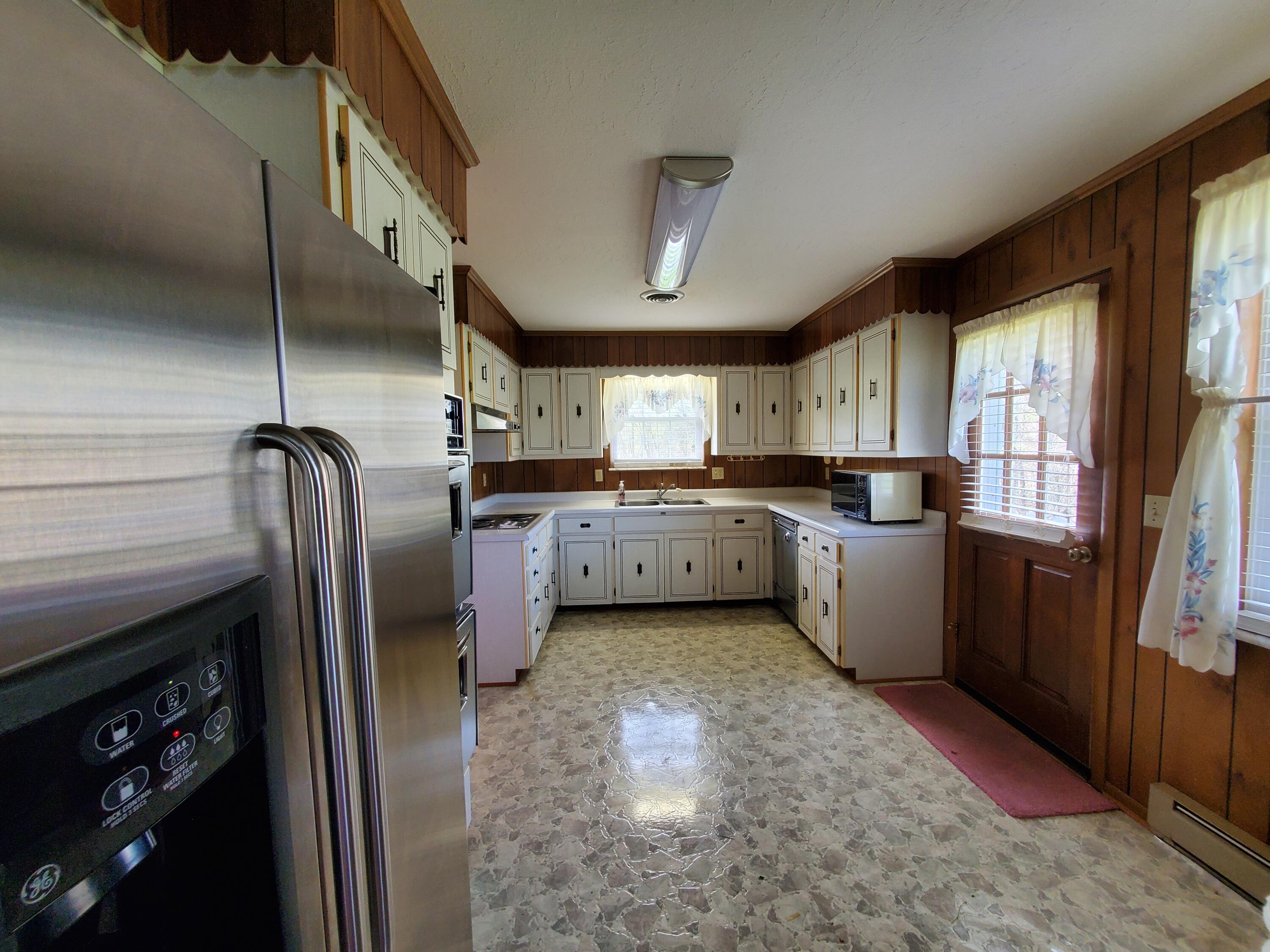 2010 McCoy Road Greeneville, TN 37743 - Photo 24 of 59 20220407_114247