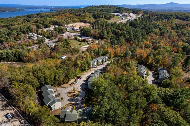 $335,000 | 58 Breckenridge Way, Unit 28, Laconia, NH 03246