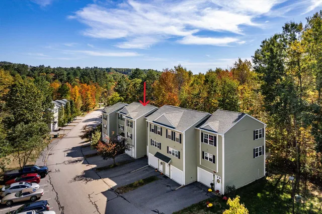 $335,000 | 58 Breckenridge Way, Unit 28, Laconia, NH 03246