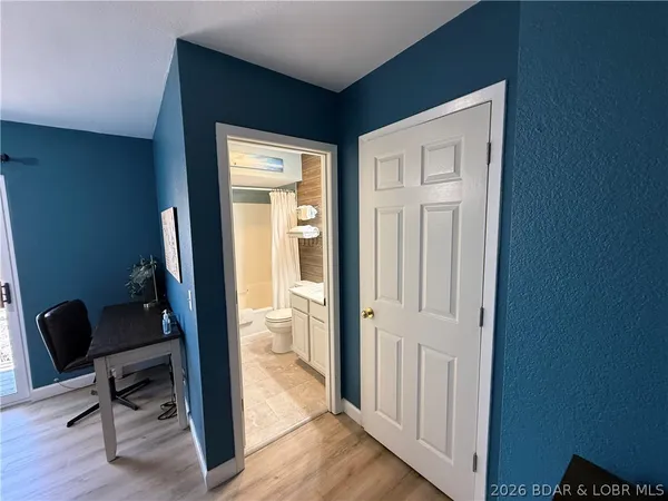 $429,999 | 252 Walkers Cay Drive, Osage Beach, MO 65065