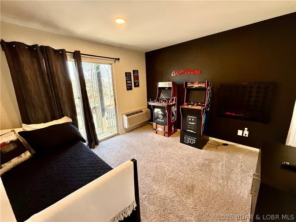 $429,999 | 252 Walkers Cay Drive, Osage Beach, MO 65065
