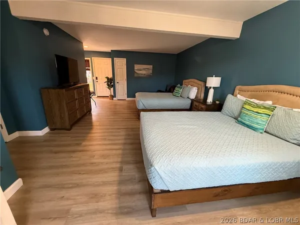$429,999 | 252 Walkers Cay Drive, Osage Beach, MO 65065
