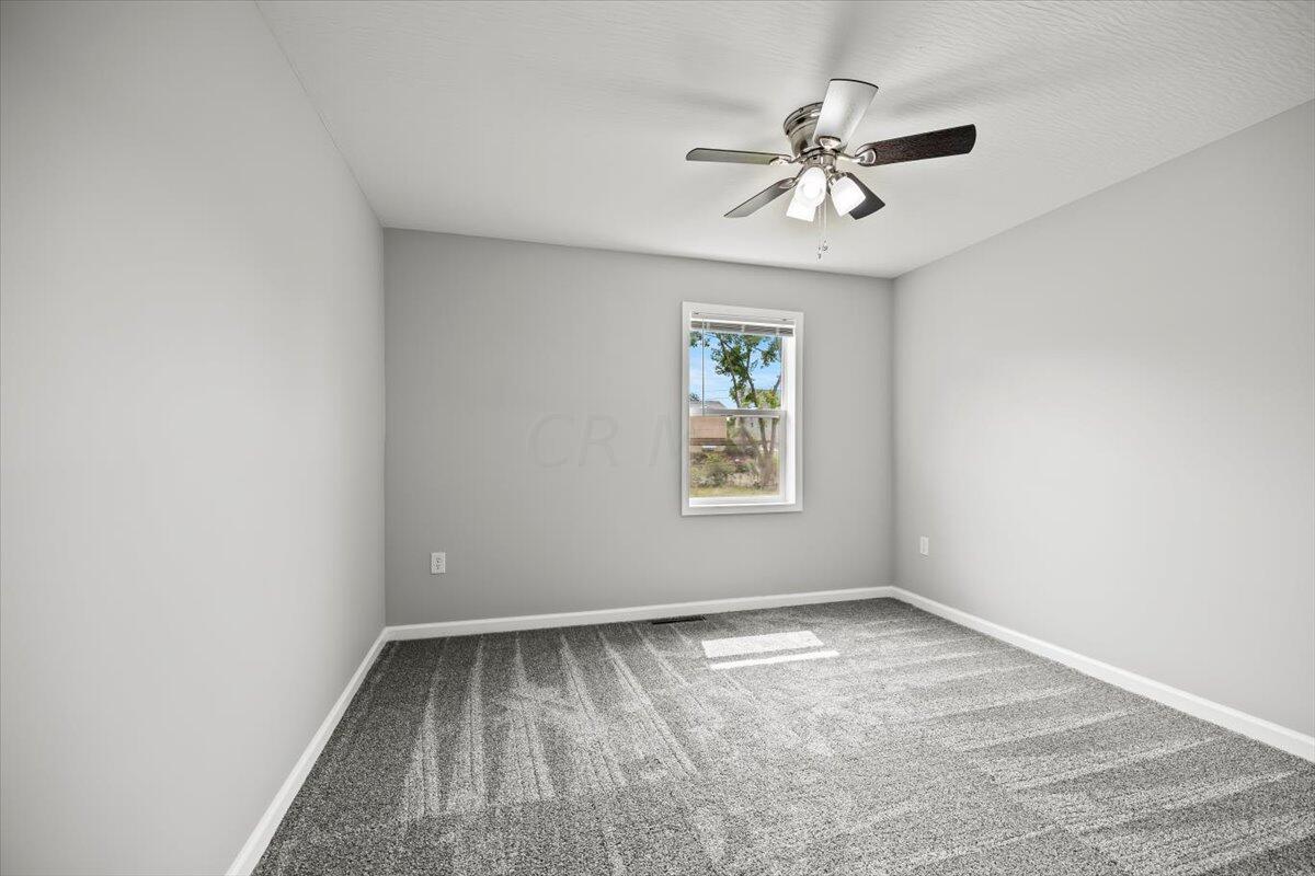 656 Salisbury Road Columbus, OH 43204 - Photo 12 of 31 13-Bedroom 1