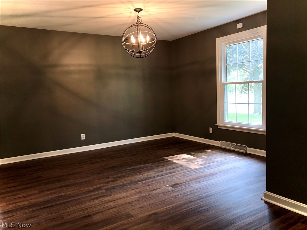 1901 Devonshire Road Northwest Canton, OH 44708 - Photo 6 of 30 Gallery Image 6