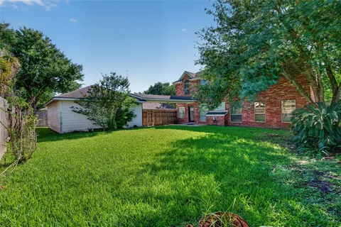 $430,000 | 4122 Casa Del Lago Drive, Missouri City, TX 77459