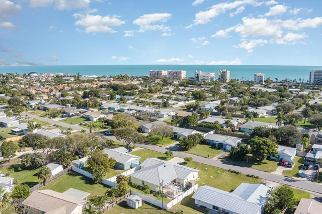 $789,000 | 2035 Sea Avenue, Indialantic, FL 32903