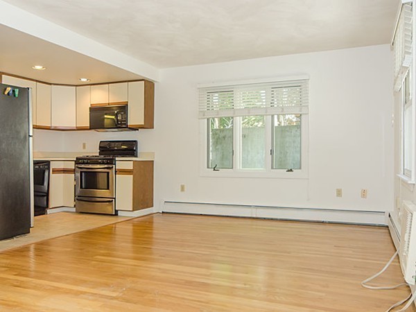 7 Cummings Road, Unit 1 Boston, MA 02135 - Photo 4 of 15