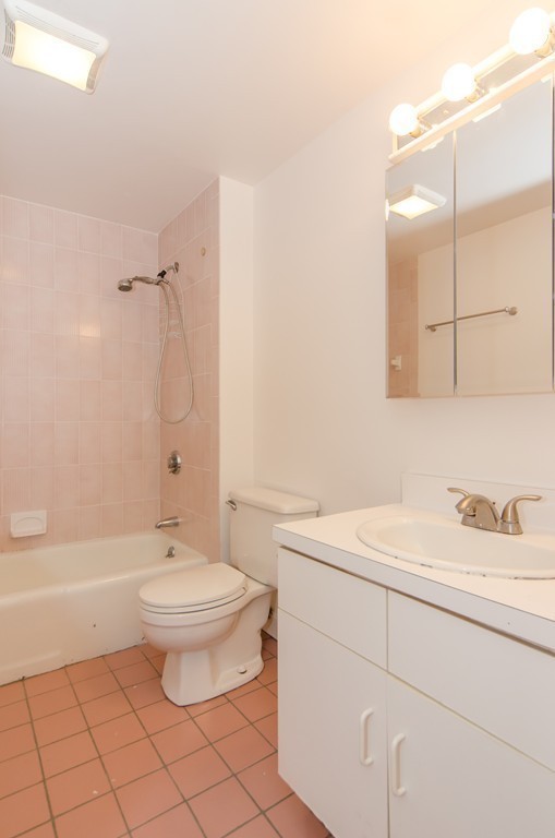 7 Cummings Road, Unit 1 Boston, MA 02135 - Photo 7 of 15